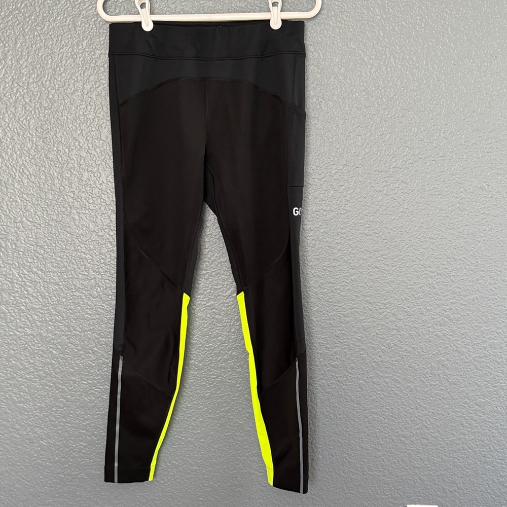 Gore-Tex Infinium Women's Black Leggings with Neon Yellow Accents size XL
